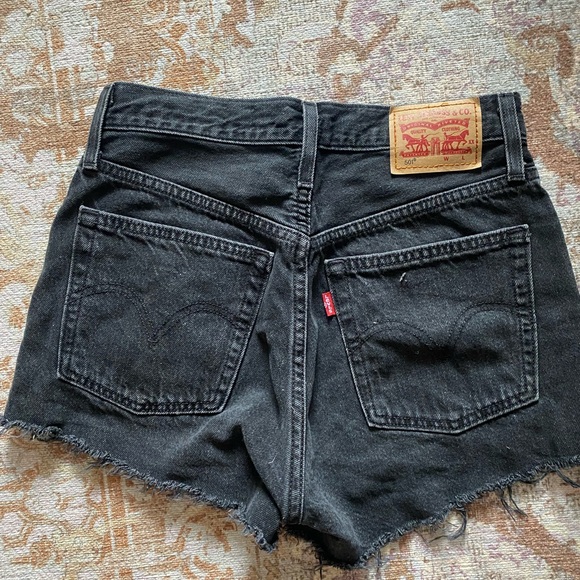 Levi’s Denim Shorts - Picture 2 of 6